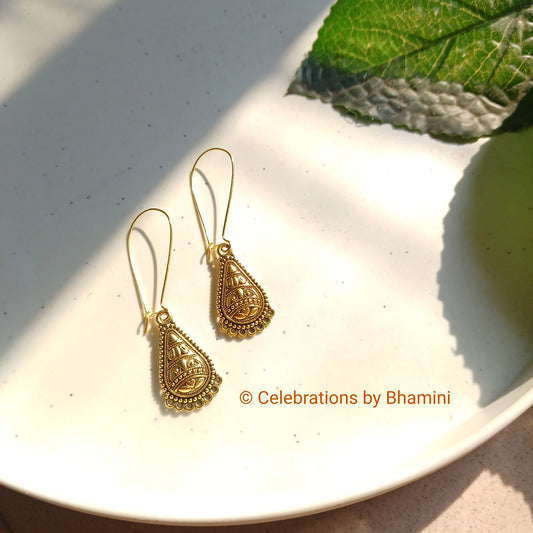 Dainty Golden Earrings | Oxidized Golden earrings